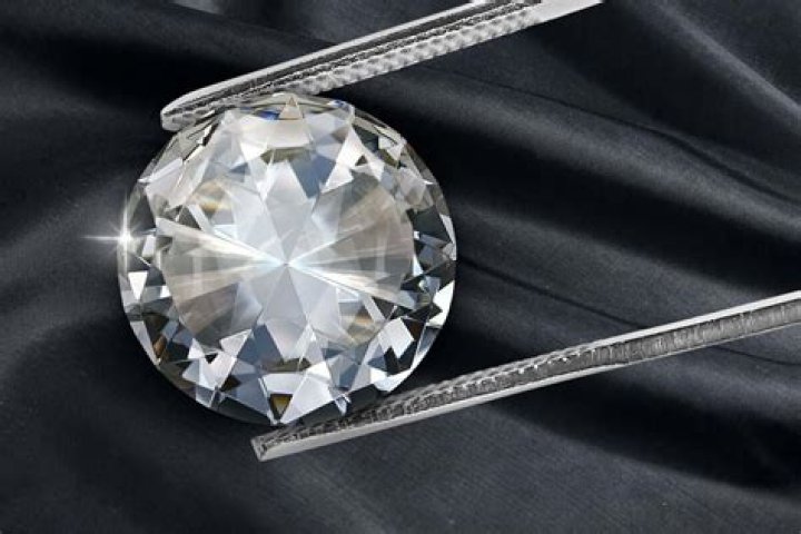 Unveiling the Allure of DiamondsB: A Journey Through Sparkle and Brilliance