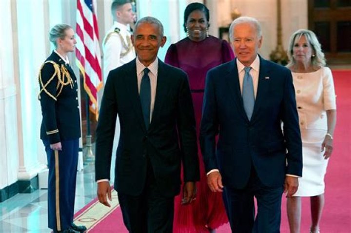 Unveiling the Bond: Obama’s Best Friend in College