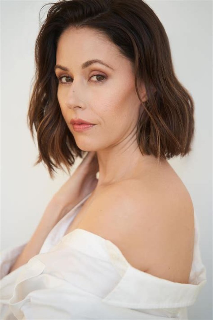 Unveiling the Life of Amanda Crew's Husband: A Journey Through Love and Career