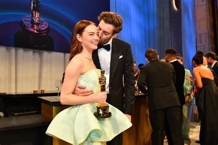Unveiling the Love Life of Emma Stone