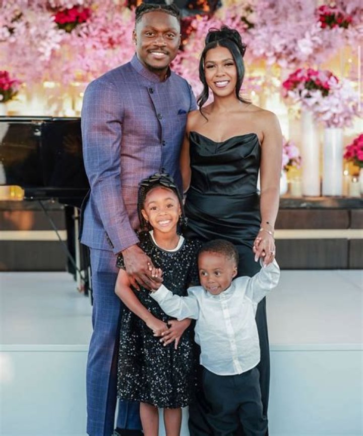 Unveiling the Relationship Status of AJ Brown: Is He Married?
