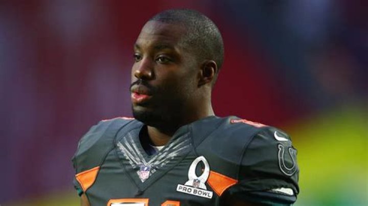 Vontae Davis: A Journey Through the NFL and Beyond